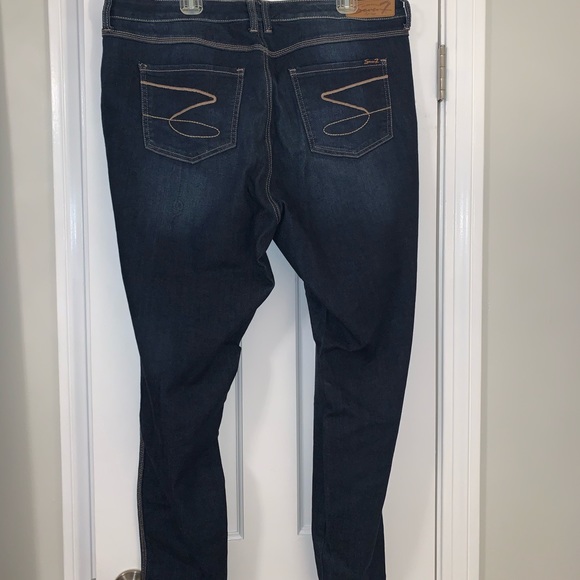 Seven7 plus size legging jeans. - Picture 4 of 8